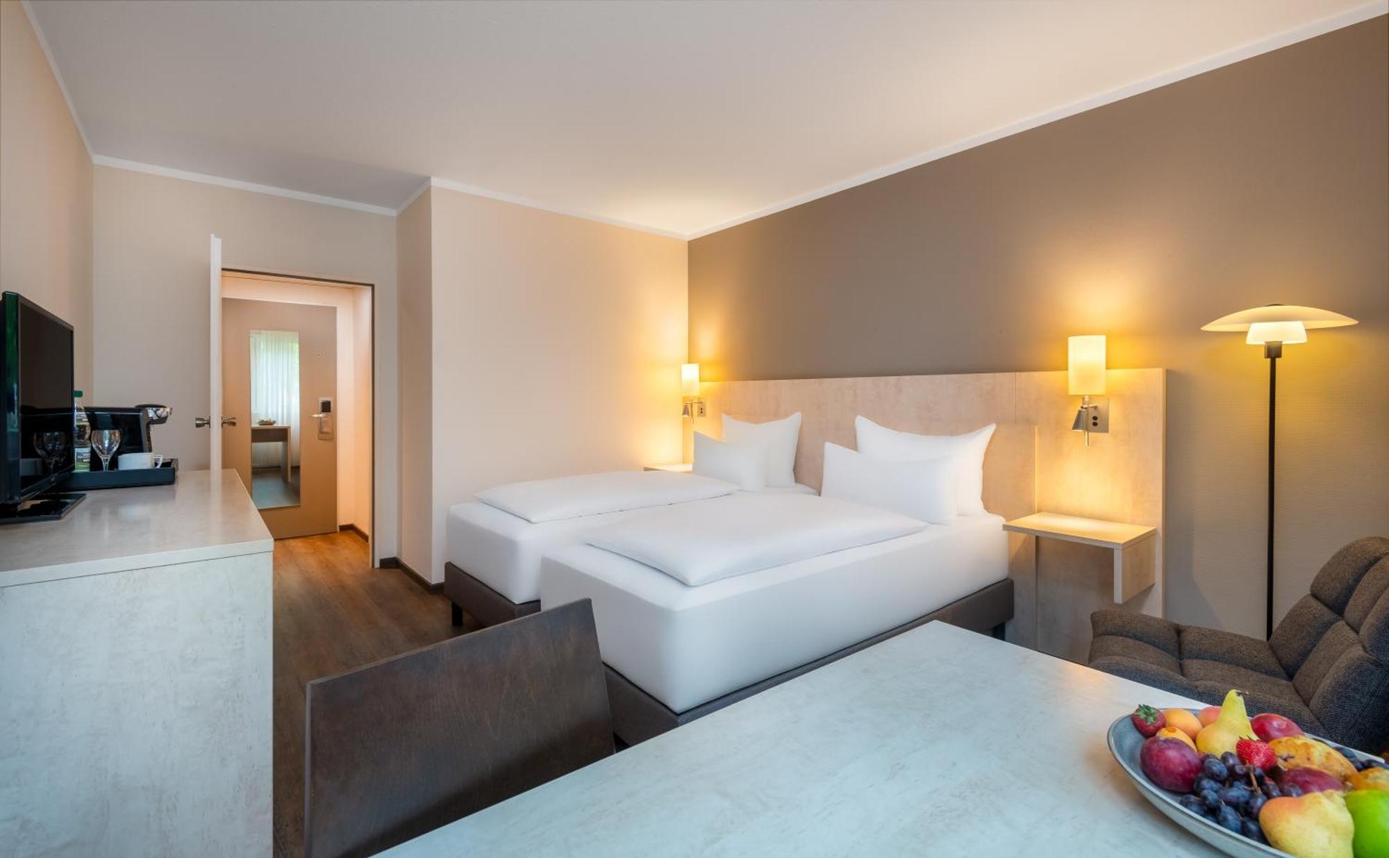 Mercure Hotel Bielefeld Johannisberg Exterior photo