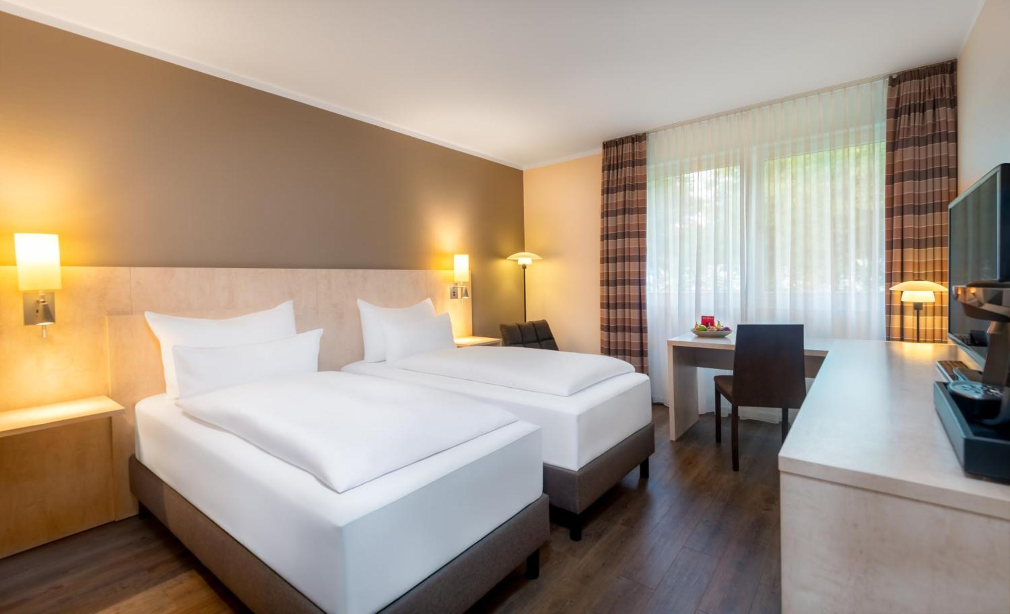 Mercure Hotel Bielefeld Johannisberg Exterior photo