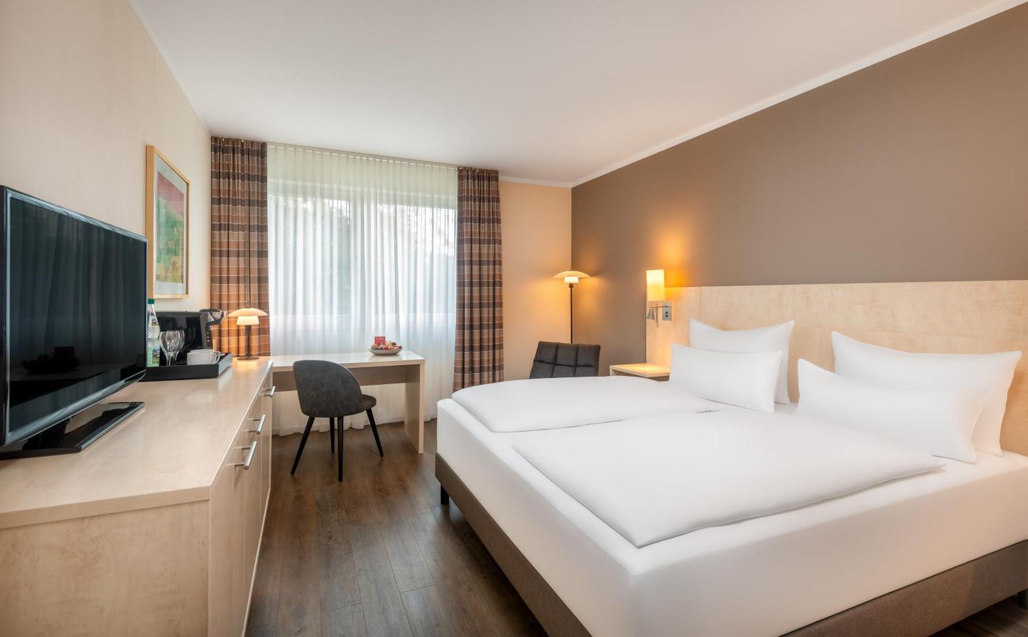 Mercure Hotel Bielefeld Johannisberg Exterior photo