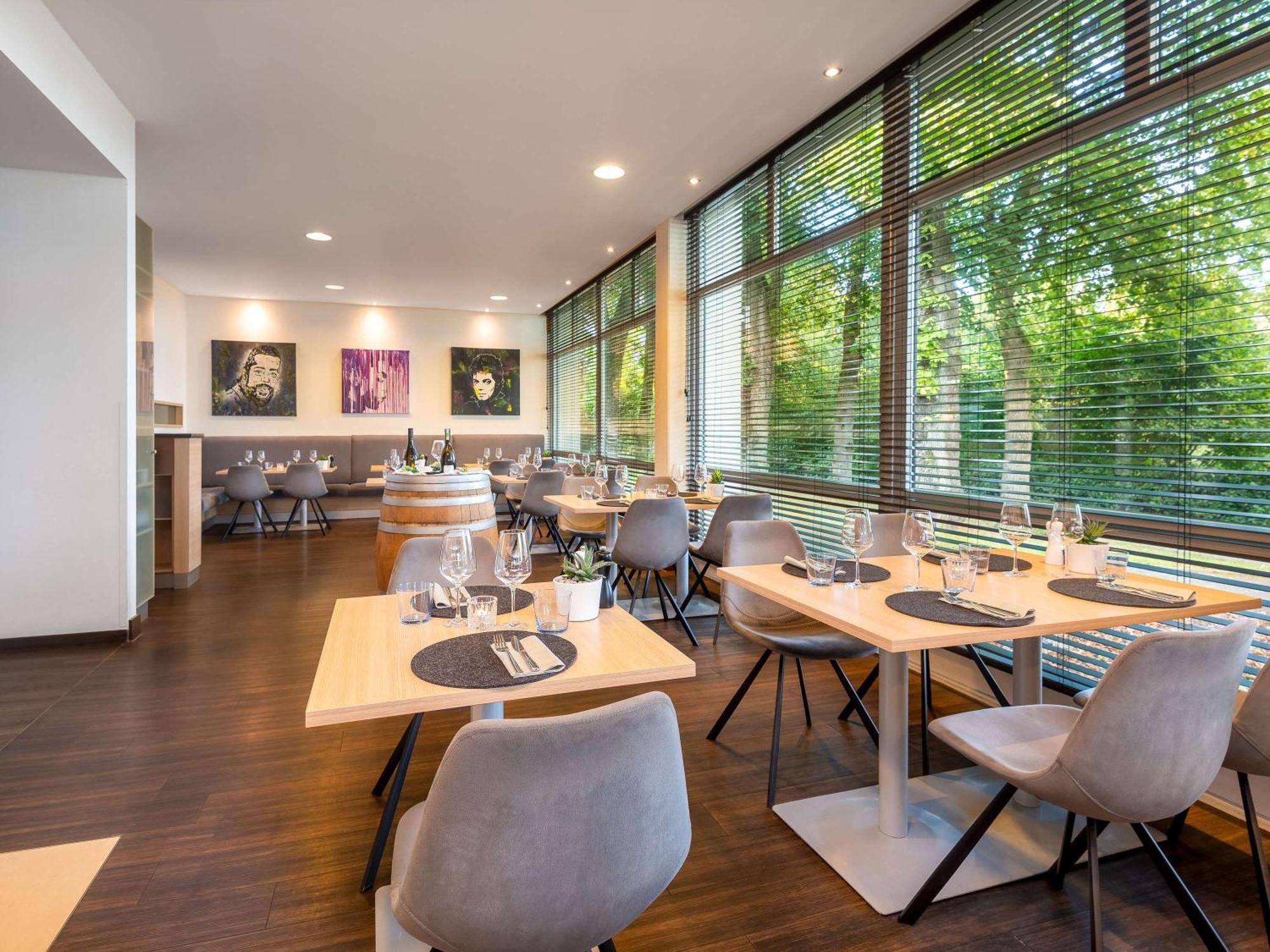 Mercure Hotel Bielefeld Johannisberg Exterior photo