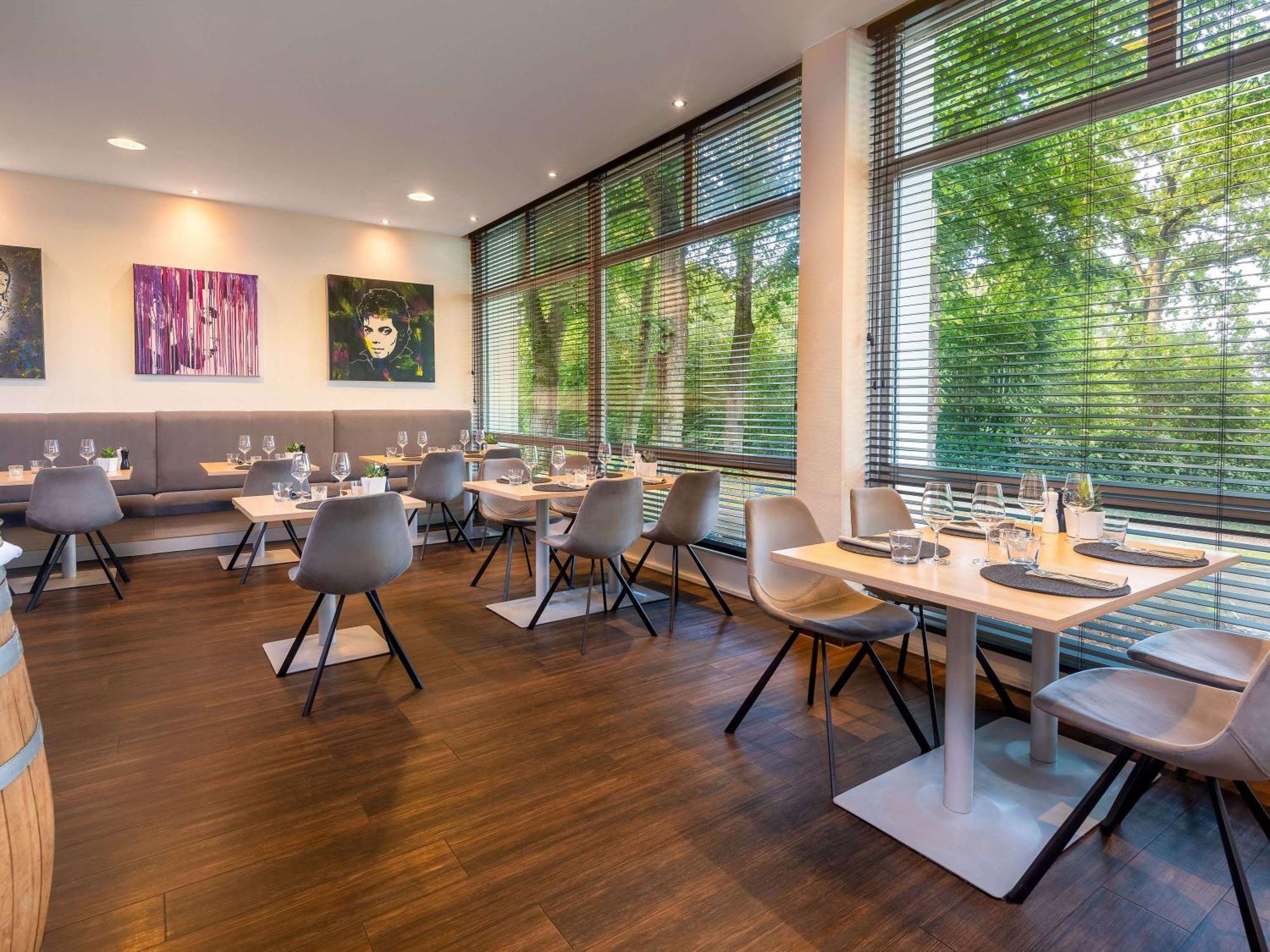 Mercure Hotel Bielefeld Johannisberg Exterior photo